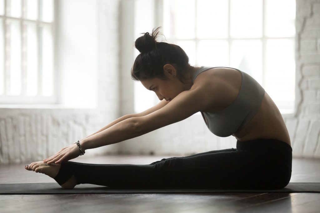 Spine Stretch Forward exercicdes pilates
